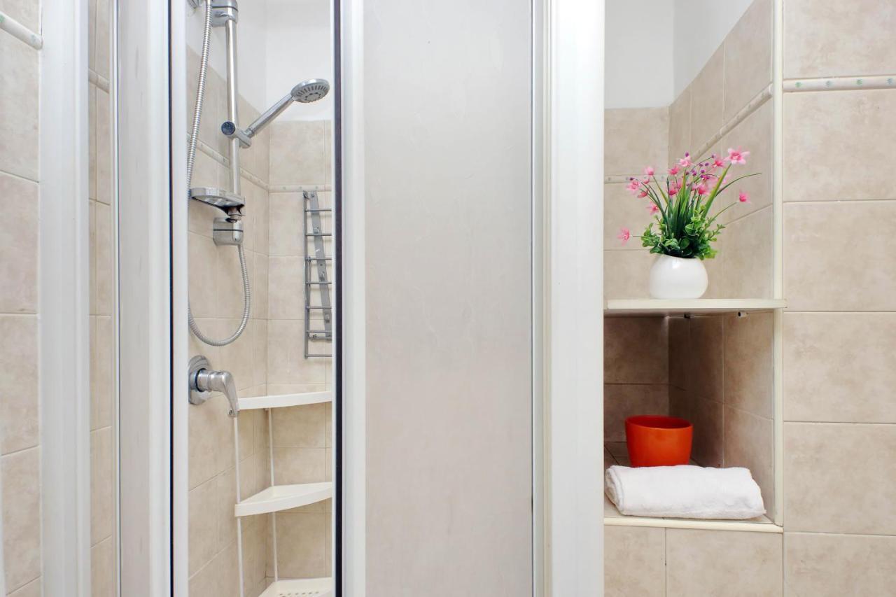 4Bnb - Quiriti Delightful Apartment ローマ エクステリア 写真
